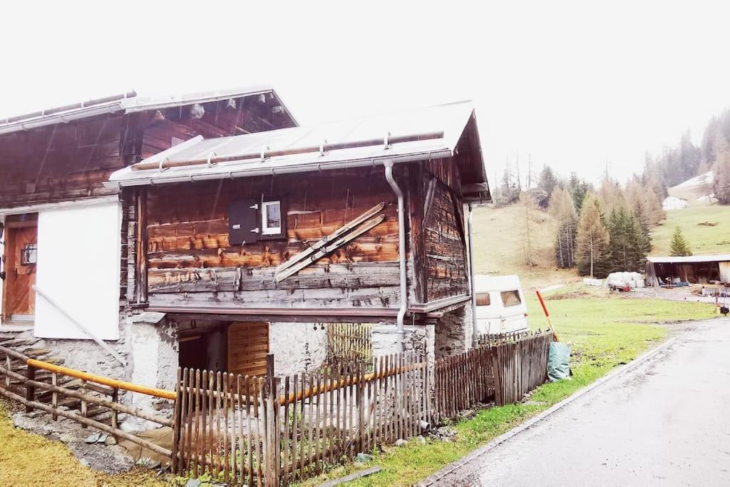 Charmantes Im Dorf Mulegns Muhlen